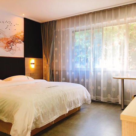 Shenzhen Hualian Boutique Hotel Екстериор снимка
